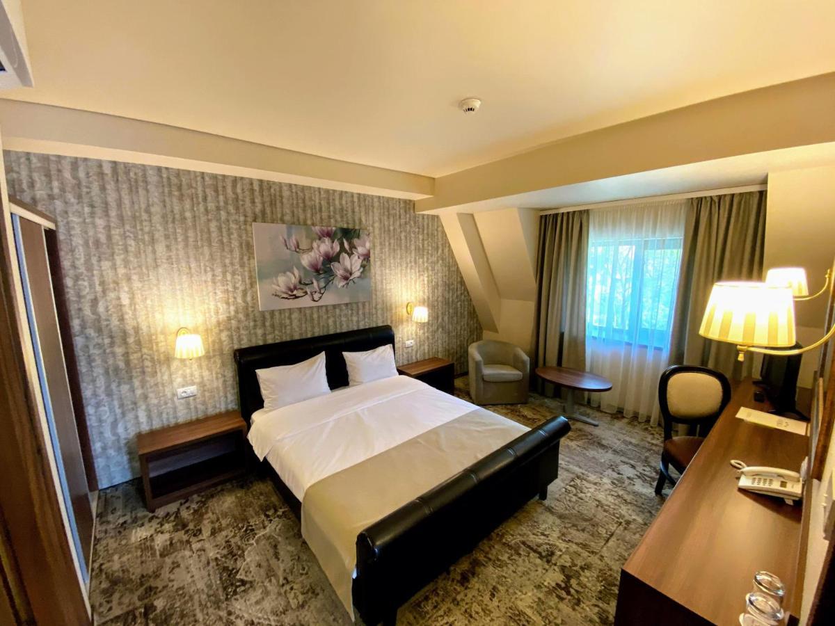 Hotel Arnia Iasi Exterior photo
