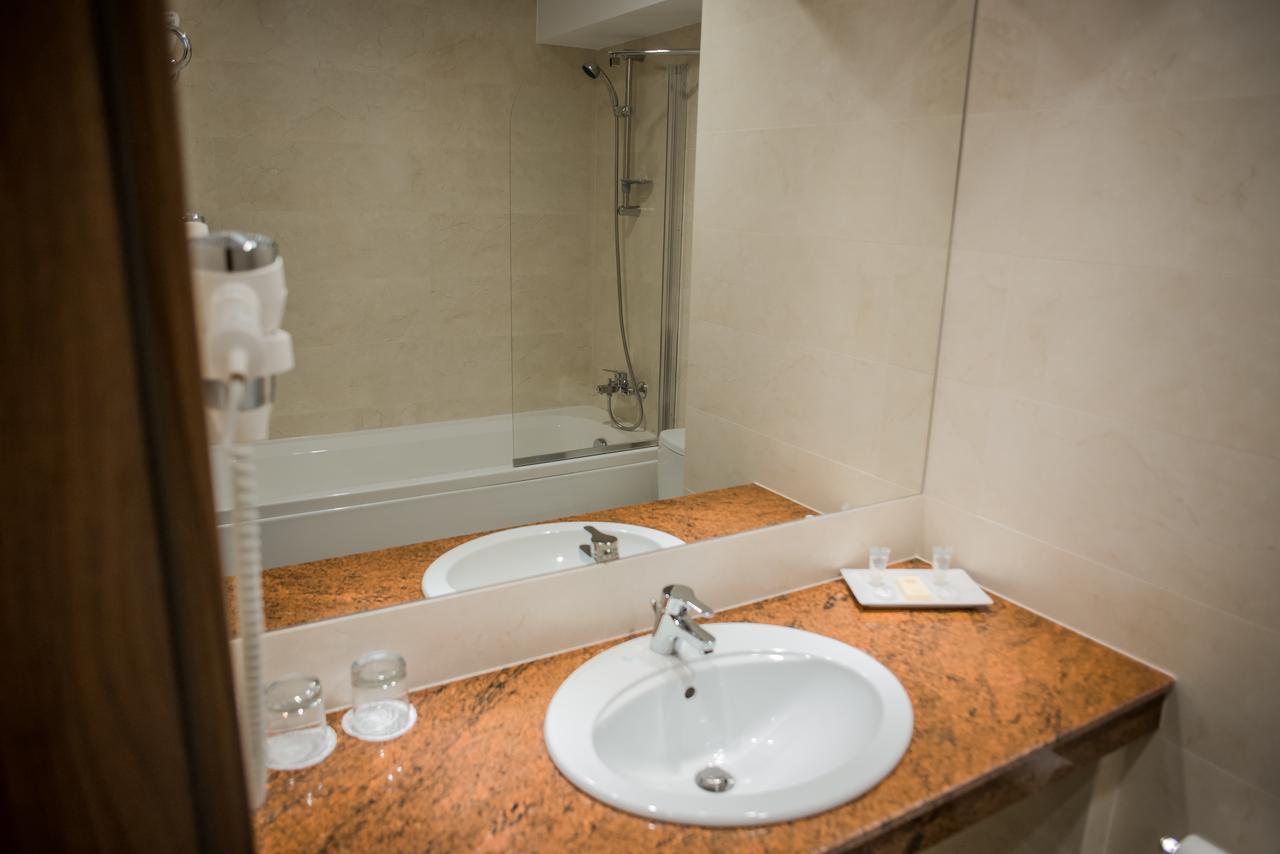 Hotel Arnia Iasi Exterior photo