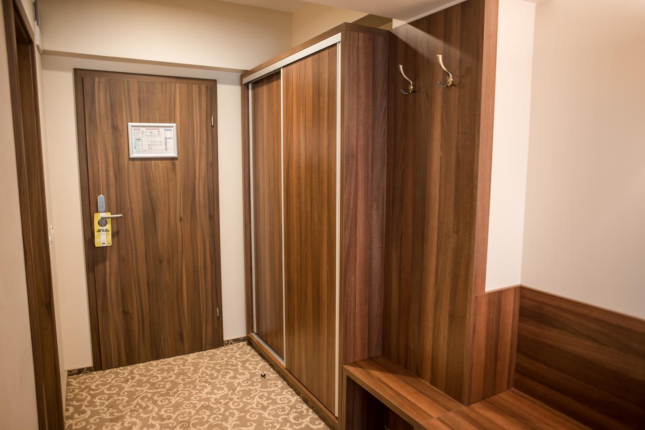 Hotel Arnia Iasi Exterior photo