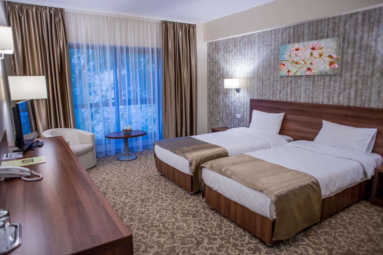 Hotel Arnia Iasi Exterior photo
