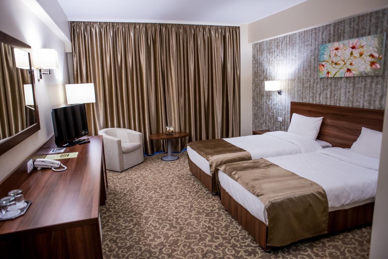 Hotel Arnia Iasi Exterior photo