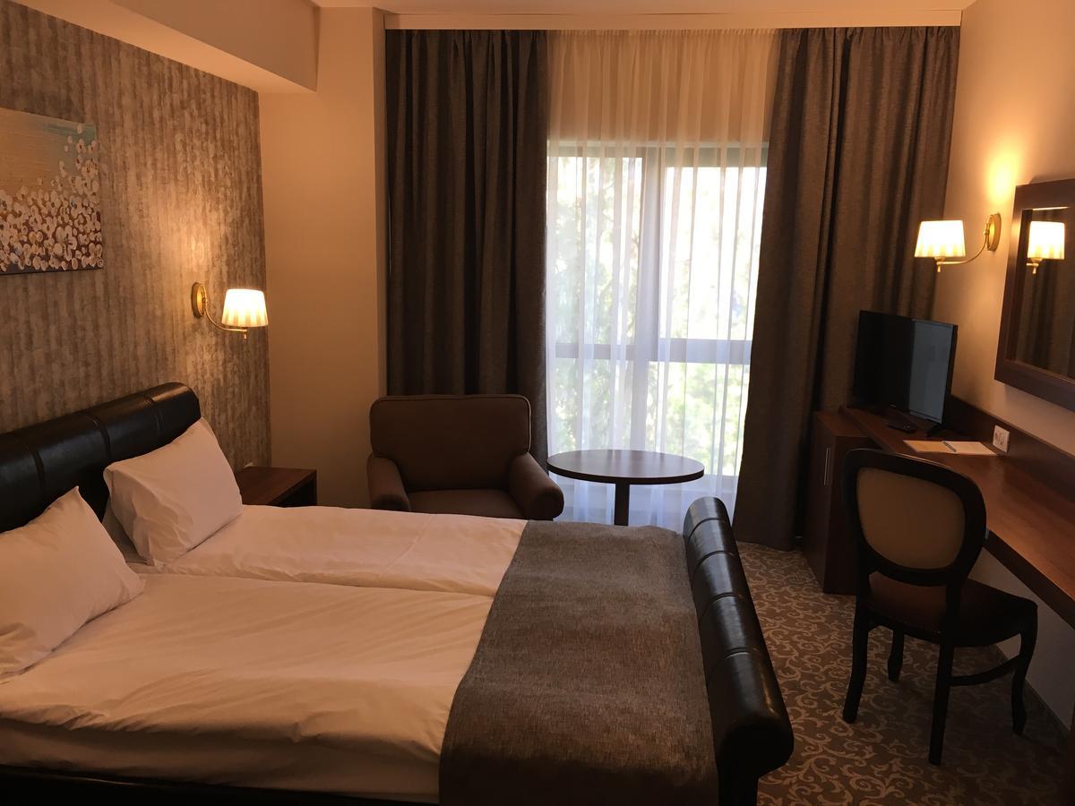 Hotel Arnia Iasi Exterior photo