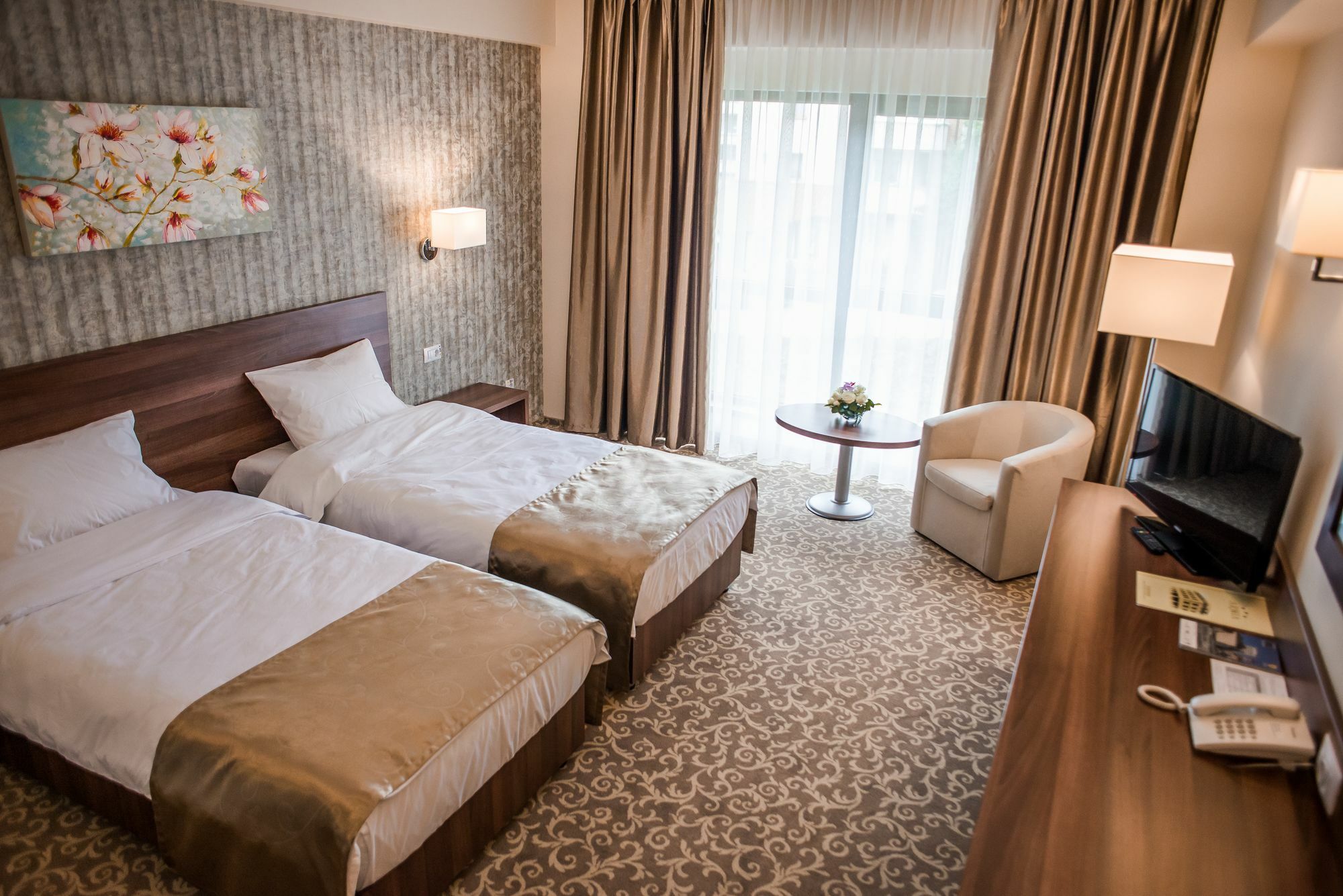 Hotel Arnia Iasi Exterior photo